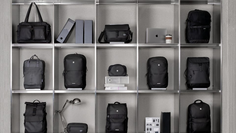 Jangan Salah! Ini Tips Membersihkan Tas Water-Repellent Biar Awet