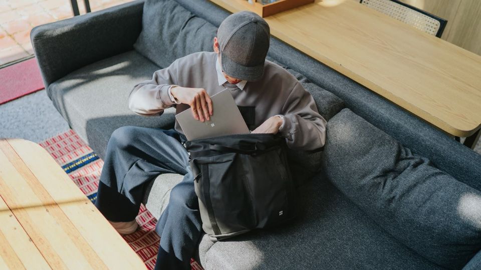 Discover the Perfect Way to Carry Your Laptop in Style!