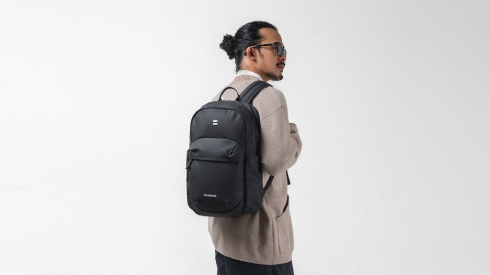 bodypack transit 2.0 laptop backpack TRUEWERK 28L | Womens | | One Size Fits All its built for modern professionals and travellers. Back to School | Bodypack