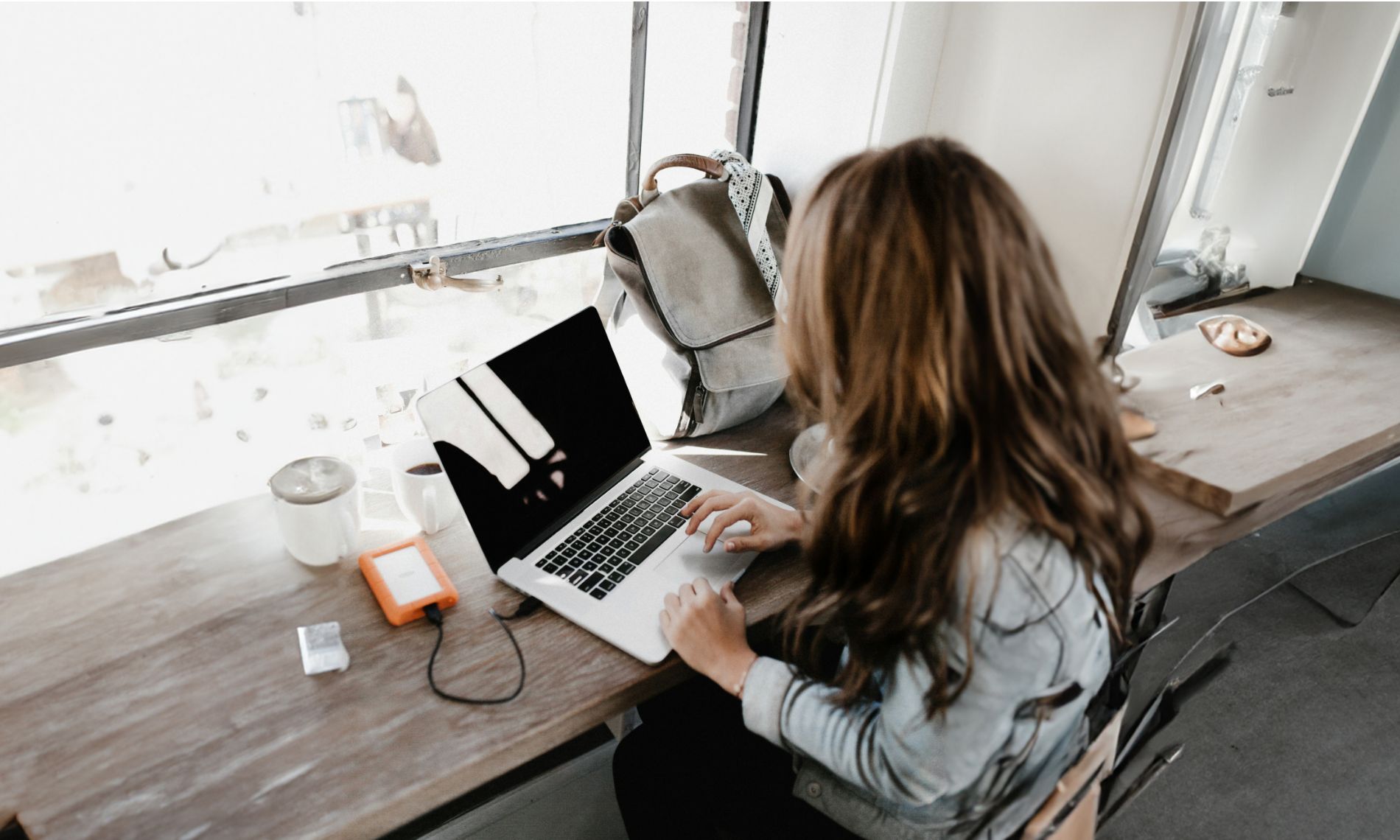 Be more productive with a pouch.