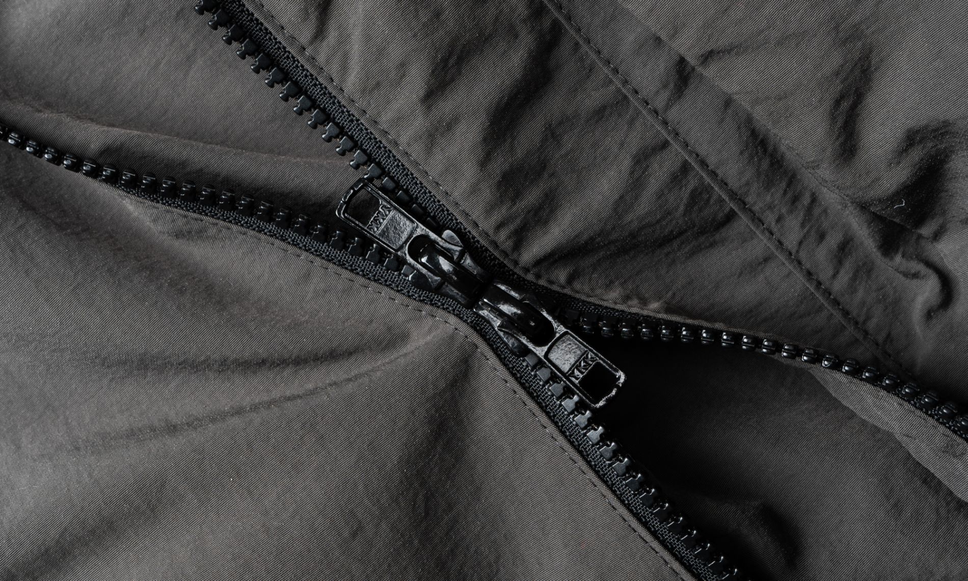 Zipper: a very useful invention for the fashion world!