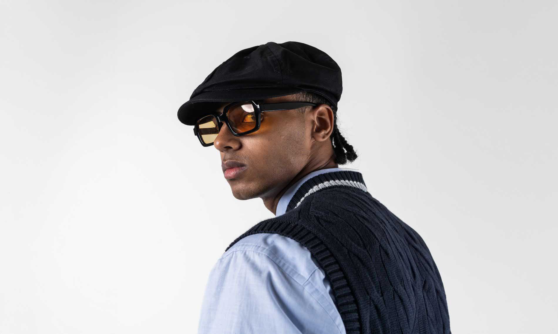 Tampil berkarakter dengan Newsboy Cap